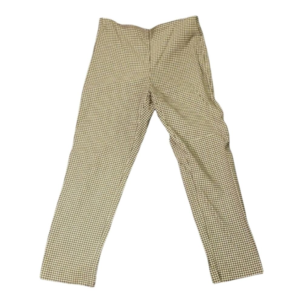 Women's black & white stretch pants. I cut the itchy tag out. Black & wh…